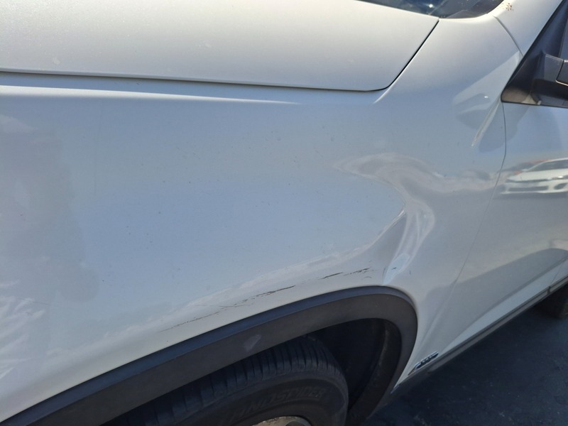 Used 2014 Kia Sorento for sale in Dubai
