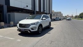 Hyundai Grand Santa Fe Used 2016 Hyundai Grand Santa Fe for sale in Dammam
