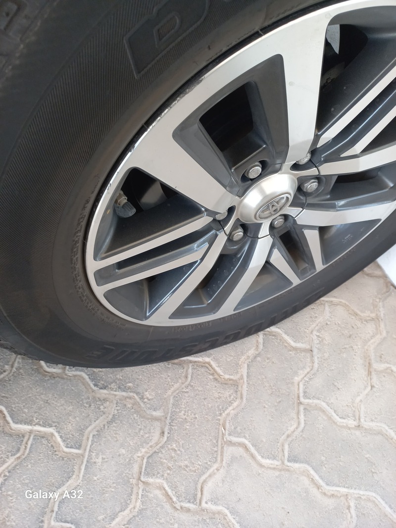 Used 2020 Toyota Fortuner for sale in Abu Dhabi