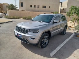Jeep Grand Cherokee Used 2018 Jeep Grand Cherokee for sale in Riyadh