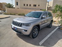 مستعمله 2018 جيب جراند شيروكي للبيع فى الرياض