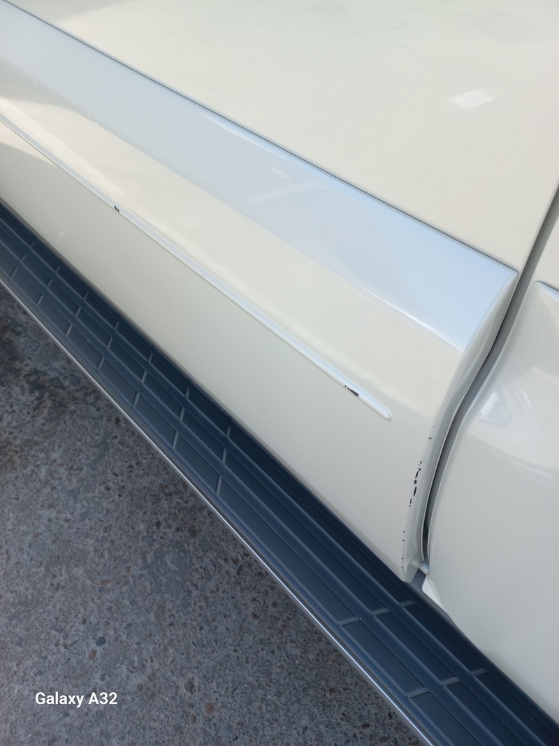 Used 2012 Mitsubishi Pajero for sale in Abu Dhabi