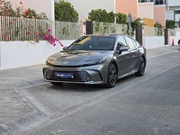 Used 2025 Toyota Camry for sale in Dubai
