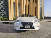 مستعمله 2014 لكزس ES350 للبيع فى الرياض