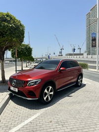 مستعمله 2019 مرسيدس GLC300 للبيع فى دبي