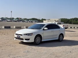 Mitsubishi Lancer Used 2014 Mitsubishi Lancer for sale in Sharjah