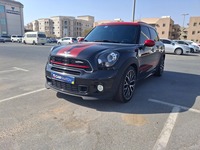 Used 2016 MINI Countryman for sale in Dubai