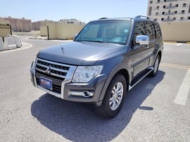 Mitsubishi Pajero Used 2017 Mitsubishi Pajero for sale in Al Khobar