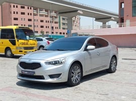 Kia Cadenza Used 2014 Kia Cadenza for sale in Dubai