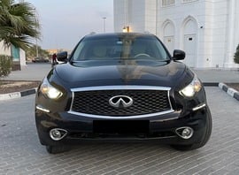 Infiniti QX70 Used 2017 Infiniti QX70 for sale in Dubai