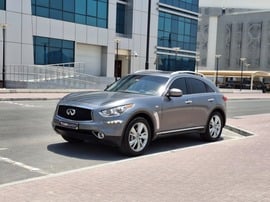 Infiniti QX70 Used 2018 Infiniti QX70 for sale in Dubai