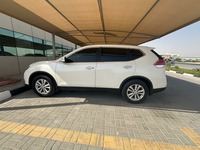 Used 2015 Nissan X-Trail for sale in Ajman