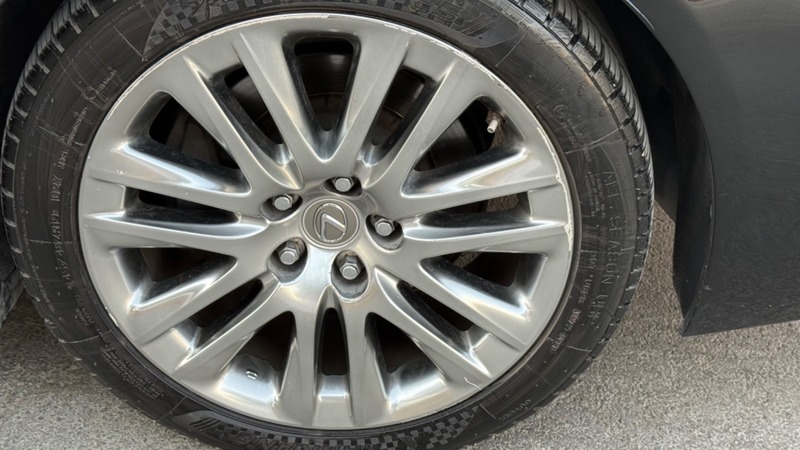 Used 2014 Lexus LS460 for sale in Riyadh