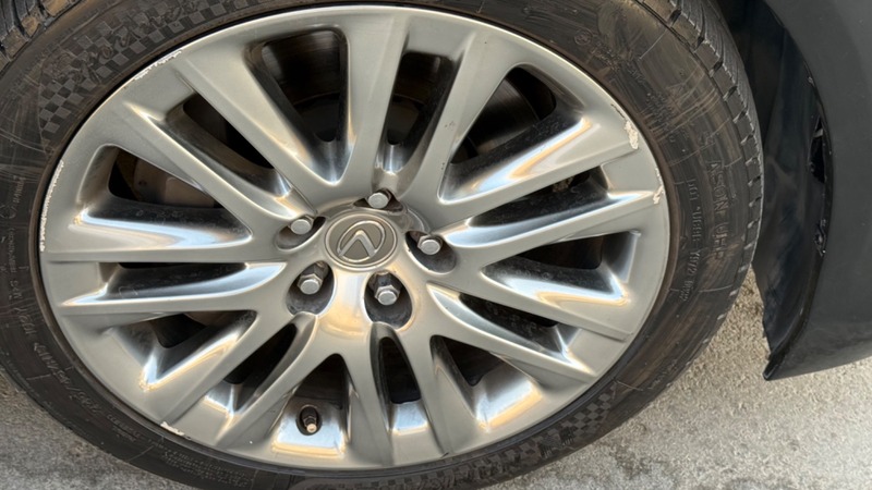 Used 2014 Lexus LS460 for sale in Riyadh