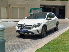 Mercedes GLA250 Used 2018 Mercedes GLA250 for sale in Dubai