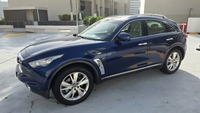 مستعمله 2015 انفنتي QX70 للبيع فى أبوظبي