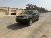 Used 2013 Lincoln Navigator for sale in Riyadh