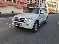 Used 2014 Mitsubishi Pajero for sale in Dubai