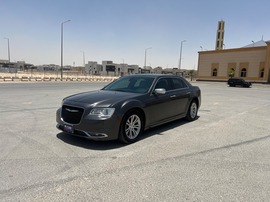 كرايسلر 300 مستعمله 2019 كرايسلر 300 للبيع فى الرياض