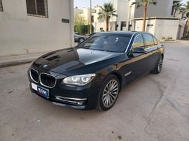 BMW 740 Used 2013 BMW 740 for sale in Riyadh