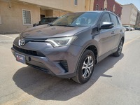 Used 2017 Toyota RAV 4 for sale in Riyadh