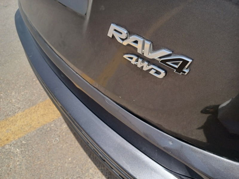 Used 2017 Toyota RAV 4 for sale in Riyadh