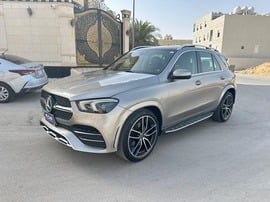 Mercedes GLE450 Used 2019 Mercedes GLE450 for sale in Riyadh