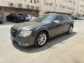 كرايسلر 300 مستعمله 2023 كرايسلر 300 للبيع فى الرياض