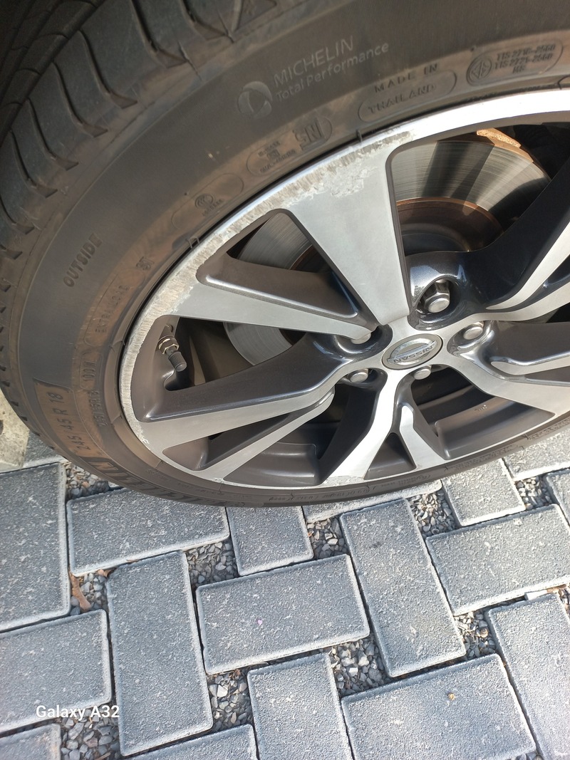 Used 2016 Nissan Maxima for sale in Abu Dhabi