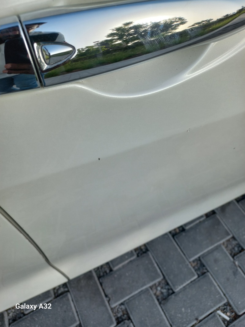 Used 2016 Nissan Maxima for sale in Abu Dhabi