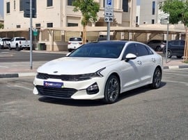 Kia K5 Used 2021 Kia K5 for sale in Dubai