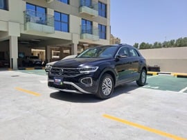 فولكس واجن T-Roc مستعمله 2024 فولكس واجن T-Roc للبيع فى دبي