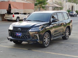 Lexus LX570 Used 2018 Lexus LX570 for sale in Jeddah