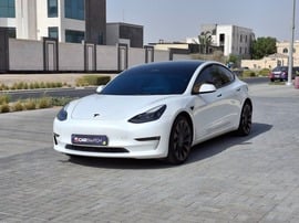 تسلا موديل 3 مستعمله 2022 تسلا موديل 3 للبيع فى أبوظبي