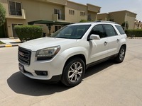 GMC Acadia