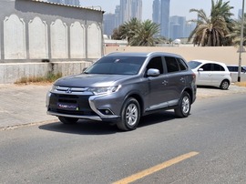 Mitsubishi Outlander Used 2017 Mitsubishi Outlander for sale in Dubai