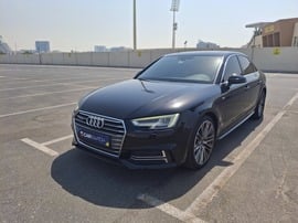 Audi A4 Used 2018 Audi A4 for sale in Dubai