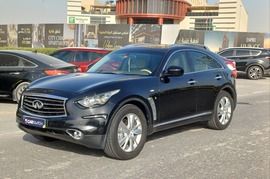 Infiniti QX70 Used 2014 Infiniti QX70 for sale in Dubai