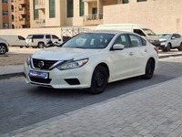 Used 2017 Nissan Altima for sale in Dubai