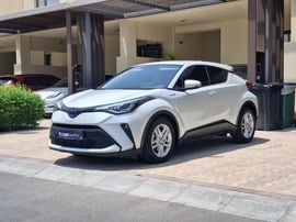 Toyota C-HR Used 2023 Toyota C-HR for sale in Dubai