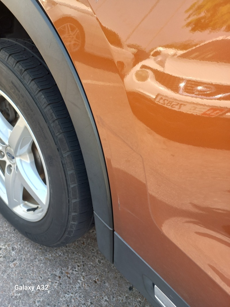 Used 2017 Ford Explorer for sale in Abu Dhabi