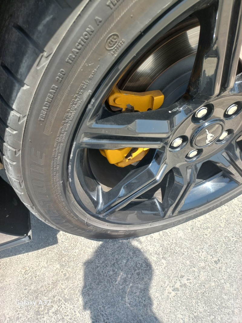 Used 2019 Ford Mustang for sale in Abu Dhabi