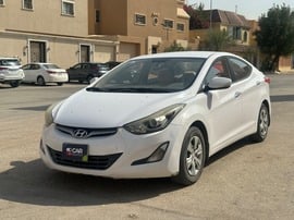 Hyundai Elantra Used 2016 Hyundai Elantra for sale in Riyadh