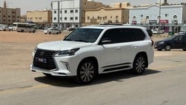 لكزس LX570 مستعمله 2021 لكزس LX570 للبيع فى الرياض