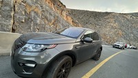 Used 2018 Land Rover Discovery Sport for sale in Dubai