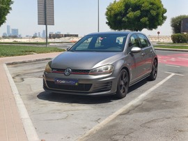 Volkswagen Golf Used 2015 Volkswagen Golf for sale in Dubai