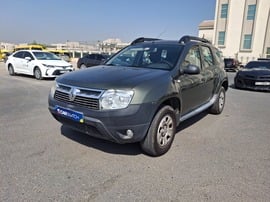 رينو داستر مستعمله 2015 رينو داستر للبيع فى الشارقة
