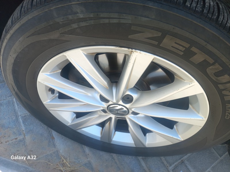 Used 2016 Volkswagen Tiguan for sale in Abu Dhabi