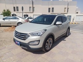 Hyundai Santa Fe Used 2016 Hyundai Santa Fe for sale in Riyadh