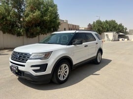 Ford Explorer Used 2017 Ford Explorer for sale in Riyadh